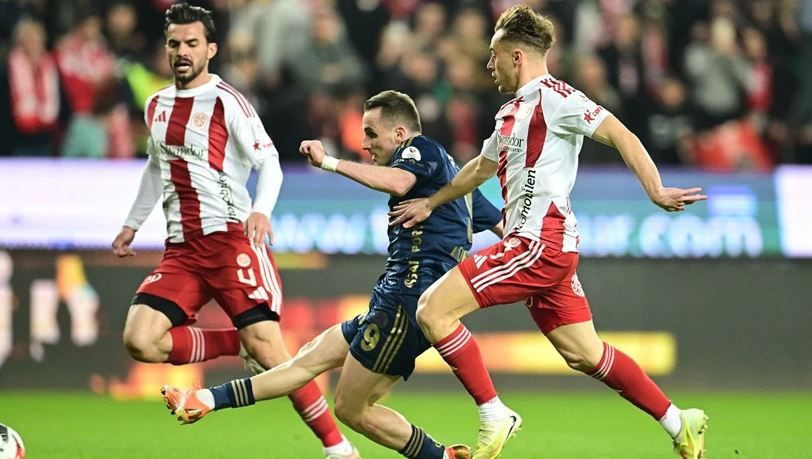 Penaltı tartışması alevlendi: beIN Trio karını verdi - Resim: 8