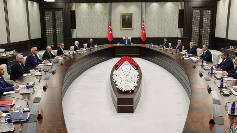 AK Parti'de seçim öncesi kabine değişikliği iddiası: Erdoğan'ın masasındaki 5 bakan - Resim : 1