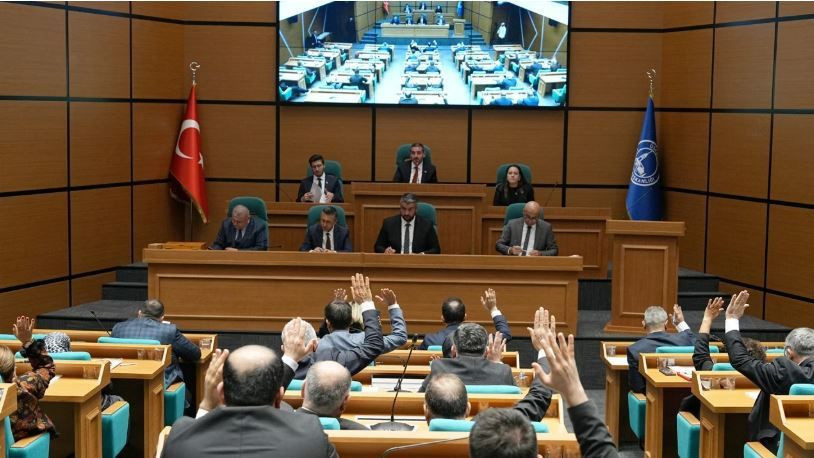Üsküdar Belediyesi'nde 4 CHP'li isim partilerinden istifa edip AK Parti'ye geçti - Resim: 3