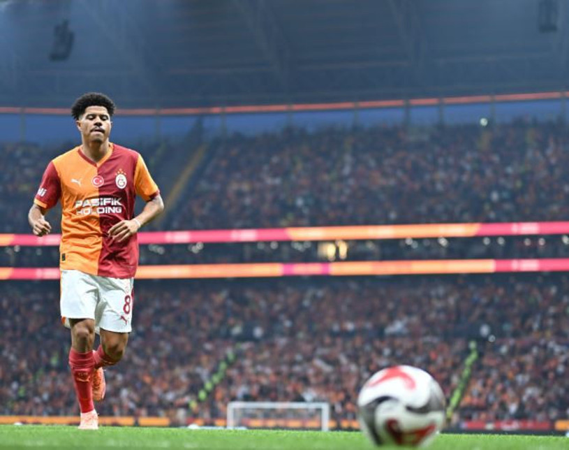 Galatasaray’da derbi öncesi "Sara" krizi - Resim : 1