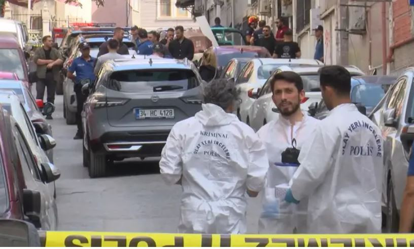 Emekli polis eşi ve çocuğunu öldürüp intihar etti - Resim : 3