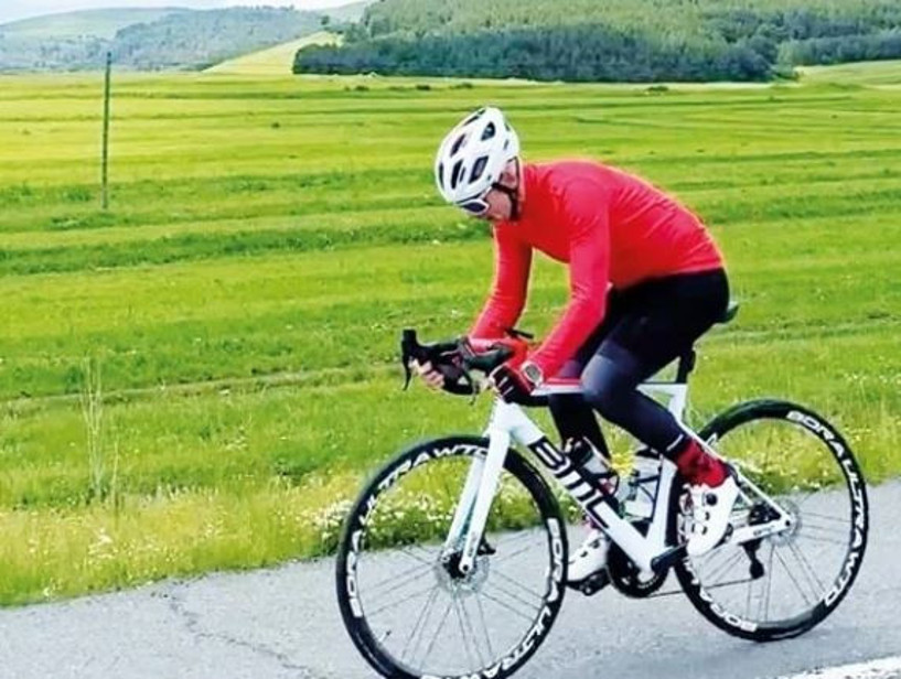 Bisiklet taytı giydikten sonra görevden alınan Mehmet Fatih Çiçekli'den yanıt: Pedal çevirmeye devam - Resim : 2