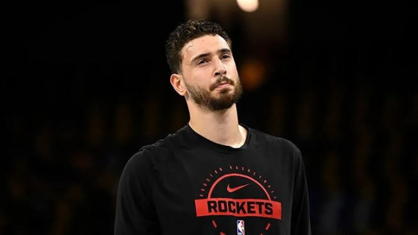 Saha içinde rekor, saha dışında jest: Alperen Şengün ailesine Bebek’ten ev aldı - Resim : 1