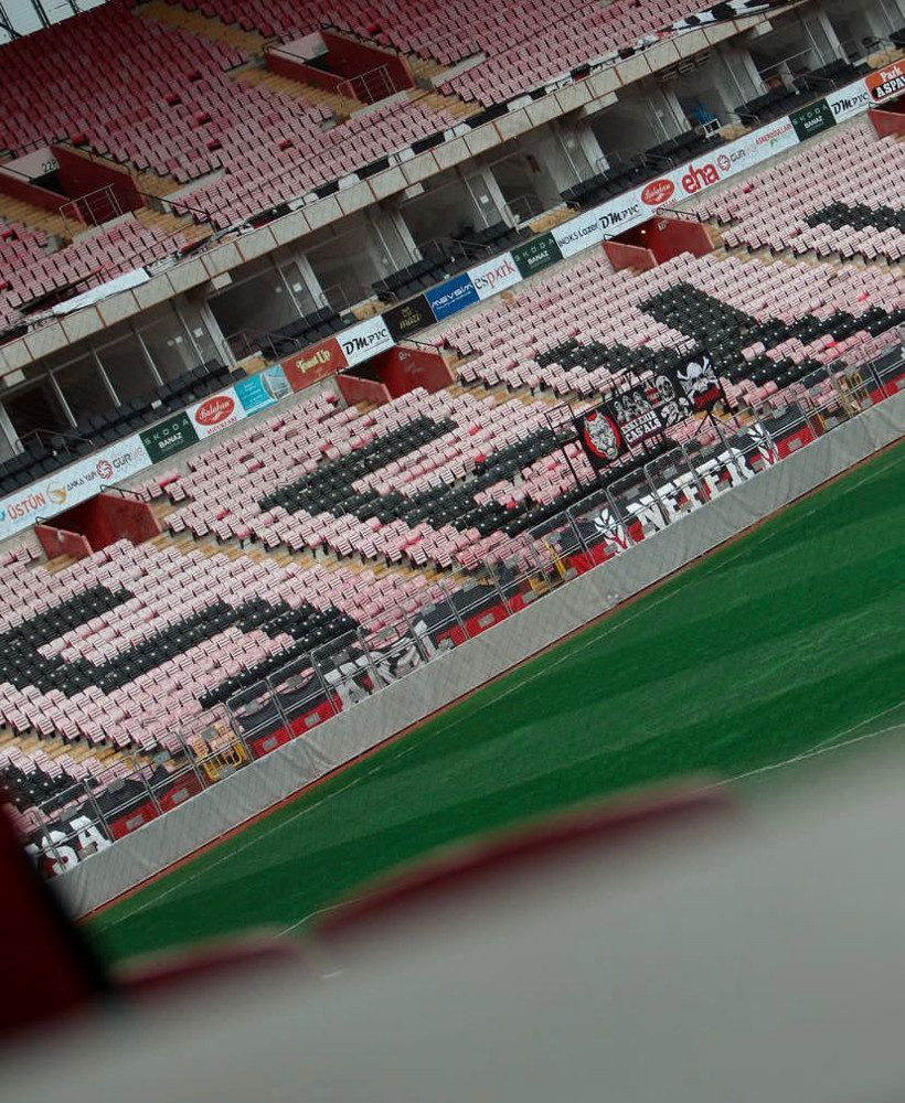 Şampiyonluğa 1 puan kalmıştı, 15 dakikada 3 gol yiyerek şoka uğradılar... Türkiye'de inanılmaz maç - Resim: 1