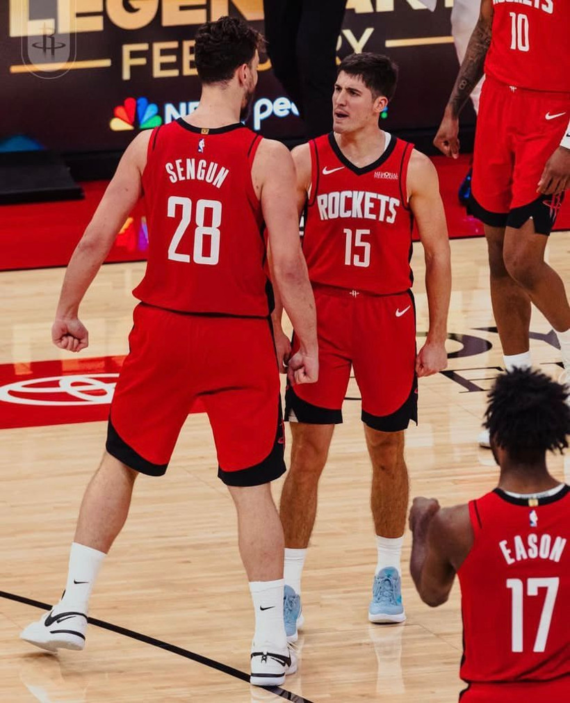 Alperen Şengün rekoru kıl payı kaçırdı: Houston, San Antonio’yu yendi - Resim: 5