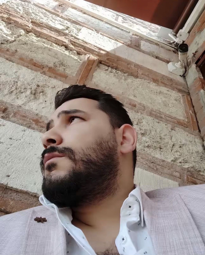 Üsküdar’daki villada silah sesleri: Ünlü yazar evinde ölü bulundu: Eski eşi polisi aradı - Resim: 11