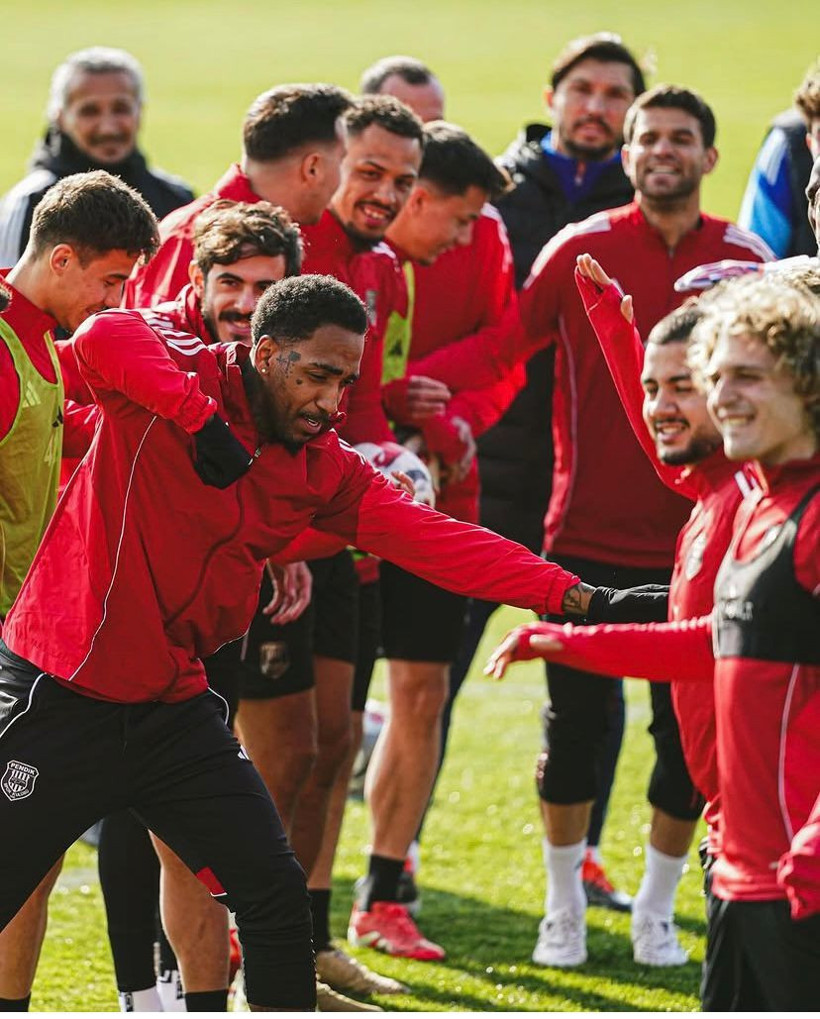 Süper Lig iddiasındaki takımda futbolcular boykot kararı aldı: İdmana çıkmıyorlar - Resim: 1