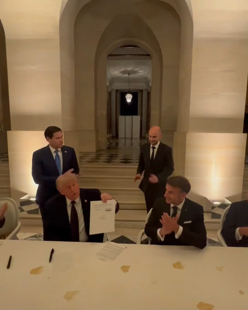 Trump ve Pezeşkiyan tarihi anlaşmayı imzaladı - Resim : 4