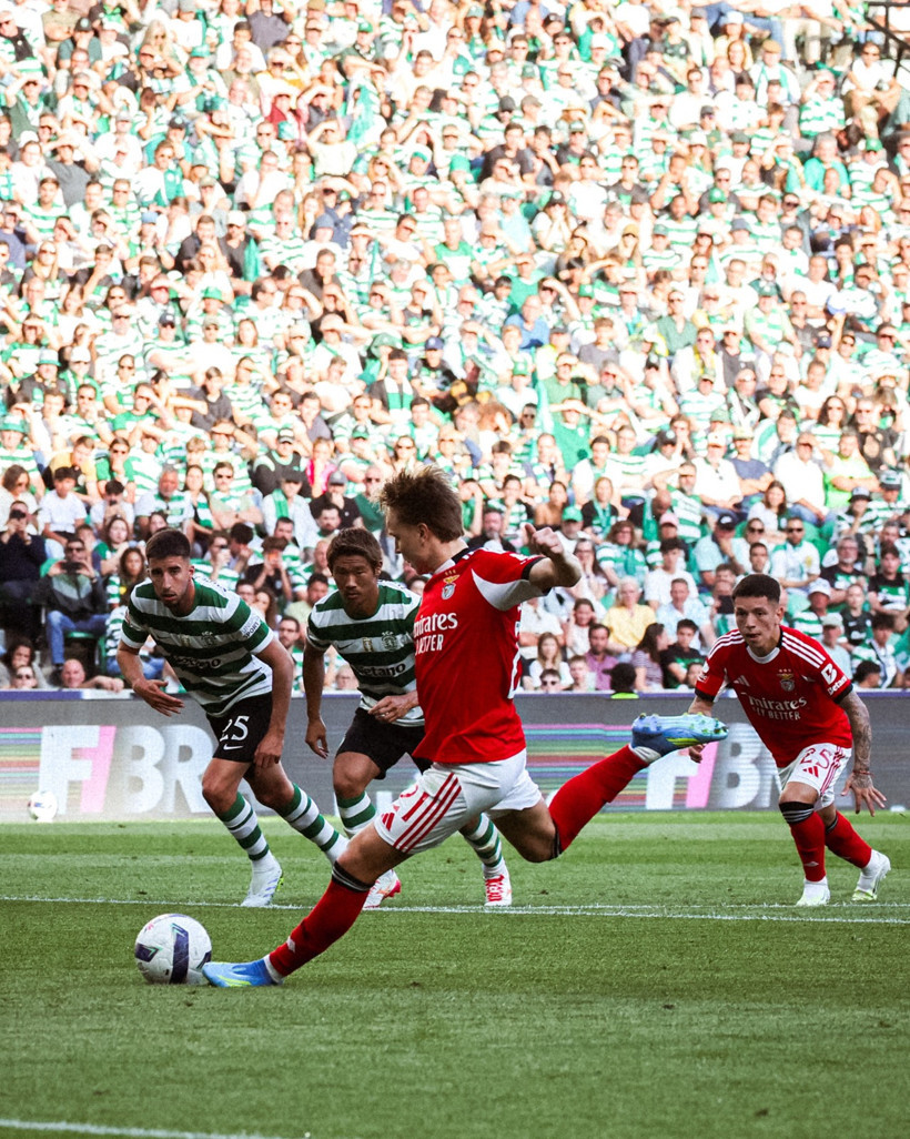 Rafa Silva son dakika golüyle derbide Benfica'ya galibiyeti getirdi - Resim : 1
