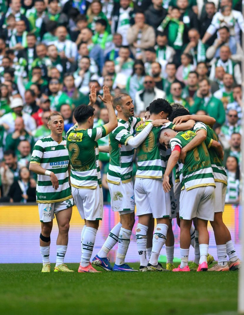 Bursaspor şampiyon oldu: Süper Lig'in efsanesi tarih yazdı - Resim: 3