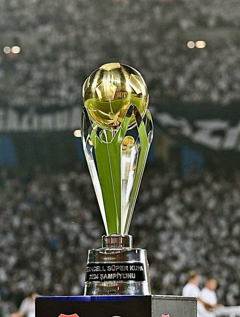 Buz gibi havaya ateşli derbi: Turkcell Süper Kupa'da dev final heyecanı - Resim : 1