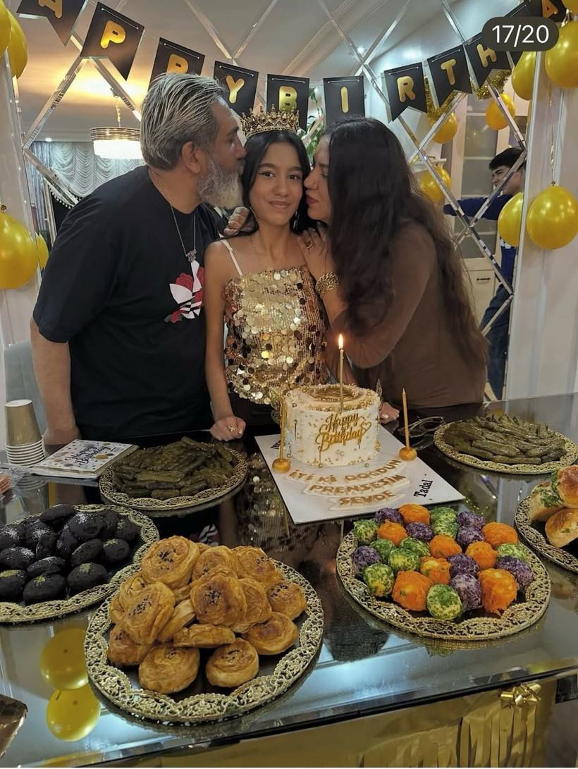 Şakşuka’nın kralı Tarık Mengüç’ün sır gibi sakladığı kızı Sevde ortaya çıktı: Takipçiler şaşkın - Resim: 9