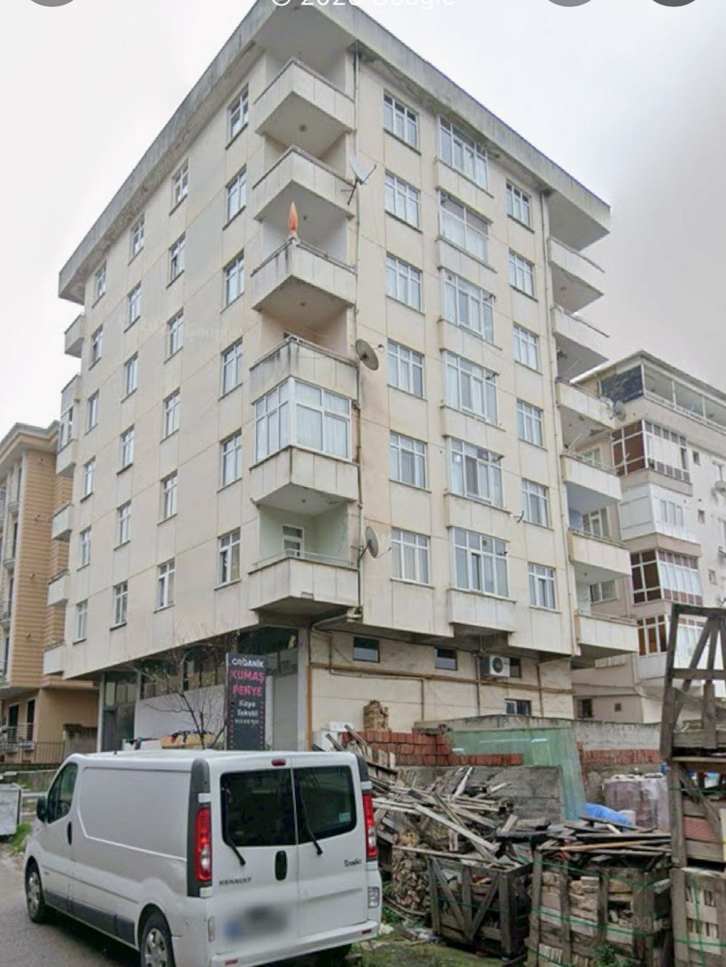 İstanbul Maltepe'de 7 katlı bina çöktü: Enkazda kalanlar var - Resim : 2