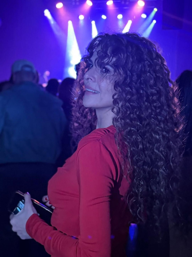 Celil Nalçakan ve Gamze Topuz el ele görüntülendi: '20 yıllık arkadaşım’ dedi paylaşımı kafa karıştırdı - Resim: 11