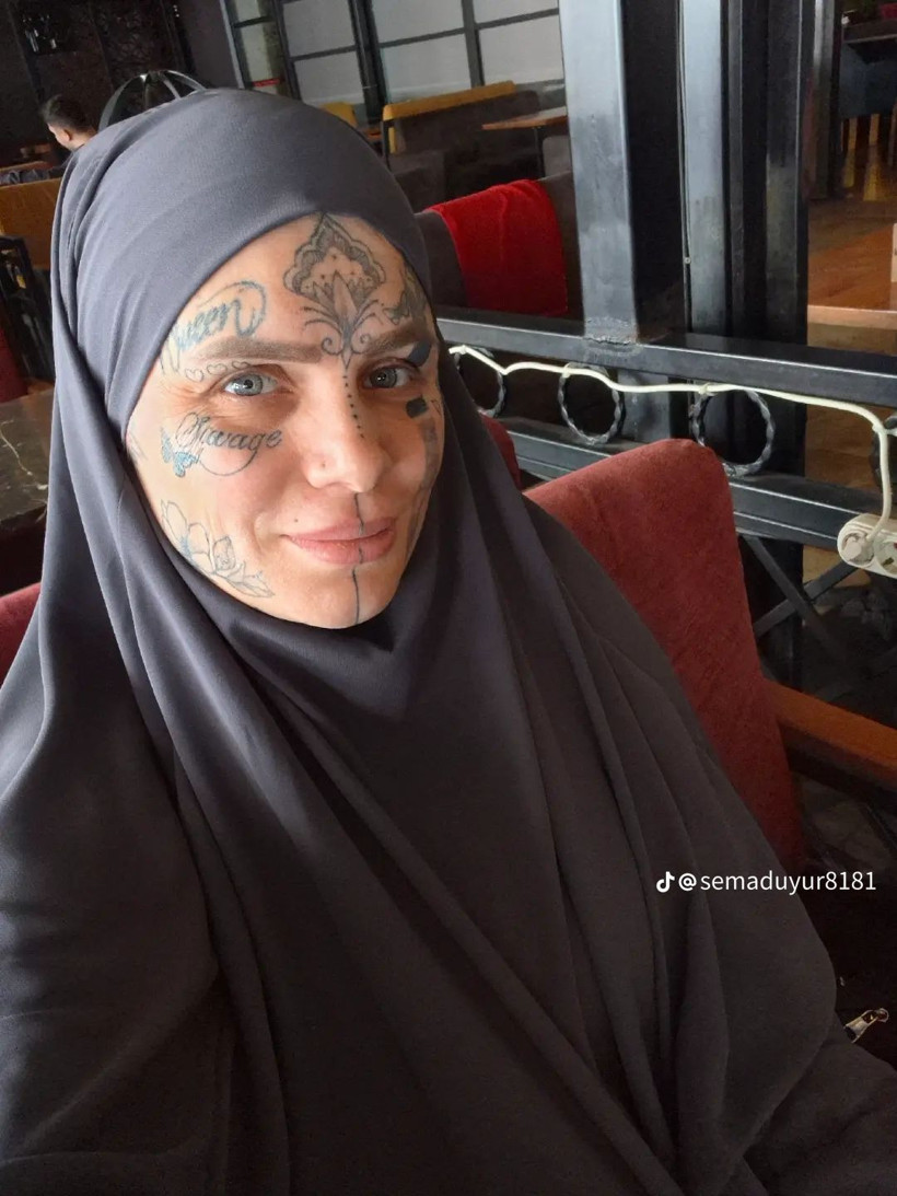 Didem Arslan Yılmaz'la Vazgeçme'de yüzündeki dövmelerle gündem olmuştu: Nazan Ünal'ın yeni mesleği şaşırttı - Resim: 4