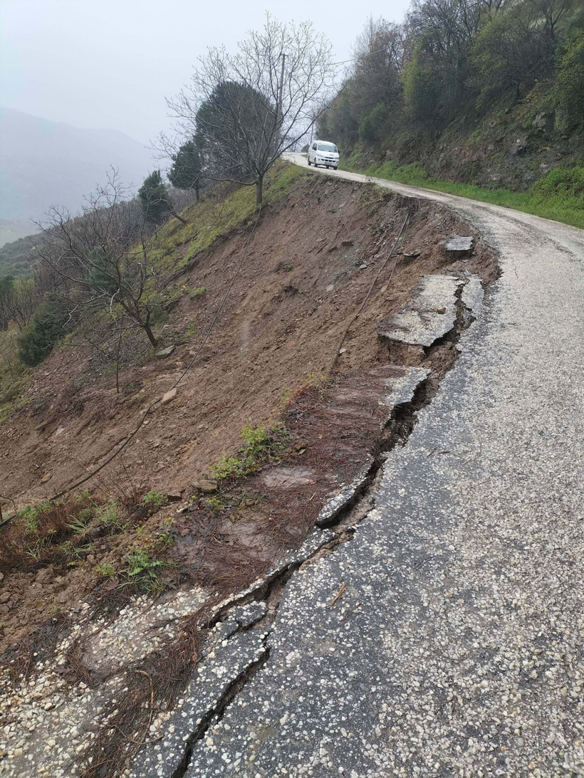 Dereler taştı, toprak kaydı: Aydın’da ürperten tablo - Resim: 5