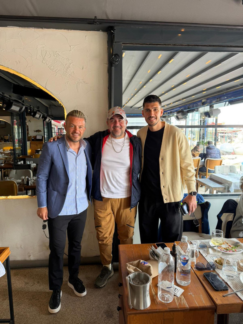 Ata Demirer’e Altay’dan anlamlı jest: İsme özel forma - Resim : 3