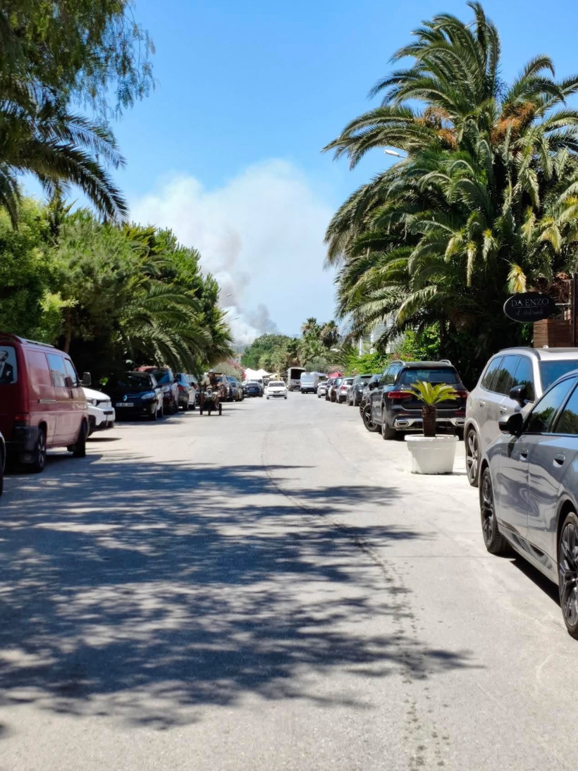 Rüzgar yangının yönünü değiştirdi: Makilik alana sıçradı: Çeşme’de yangın - Resim : 3