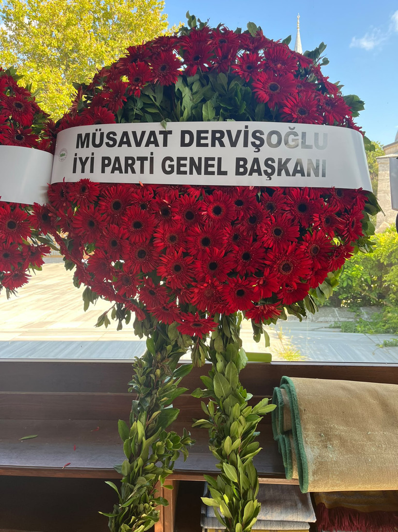 YENİÇAĞ ailesinin acı kaybı: Hacı Ahmet Çelik son yolculuğuna uğurlandı - Resim : 6