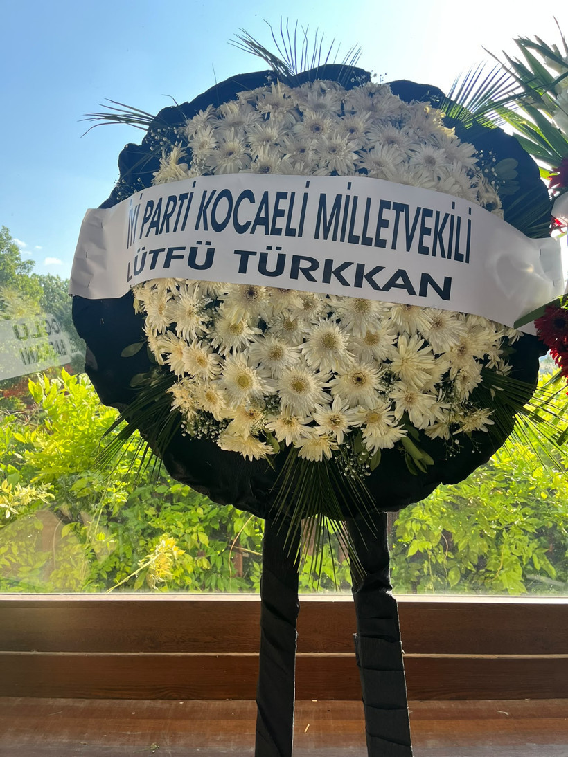 YENİÇAĞ ailesinin acı kaybı: Hacı Ahmet Çelik son yolculuğuna uğurlandı - Resim : 4
