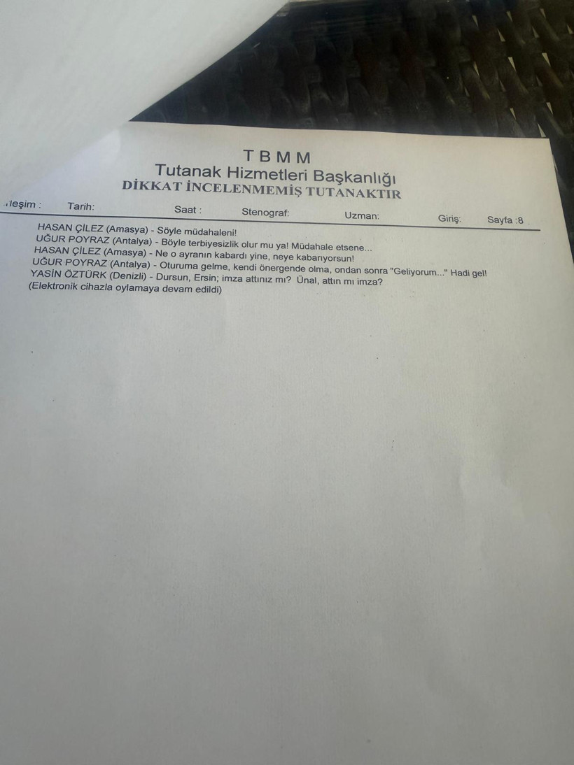 İYİ Parti'den AK Parti'ye geçen eski vekillerine zor sorular: Sen de imzaladın mı bunu? - Resim : 4