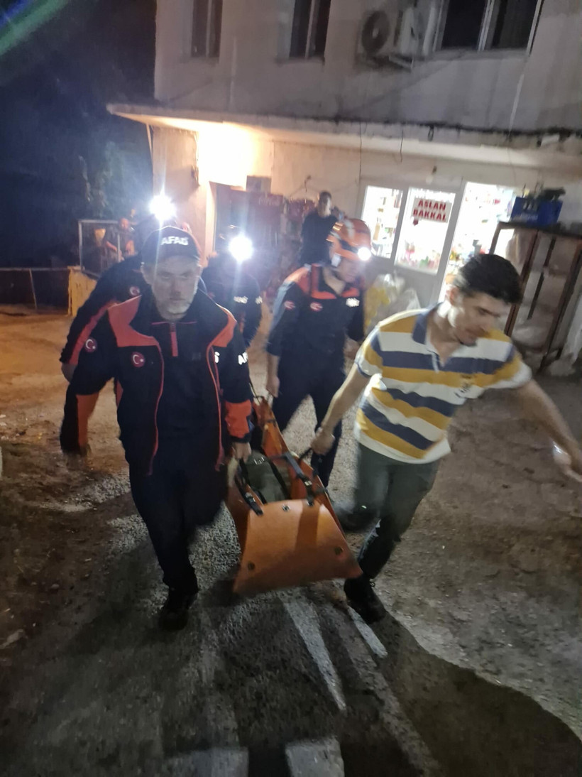 Milas'ta zorlu arazide hayat kurtaran dokunuş: AFAD zamanla yarıştı - Resim : 1