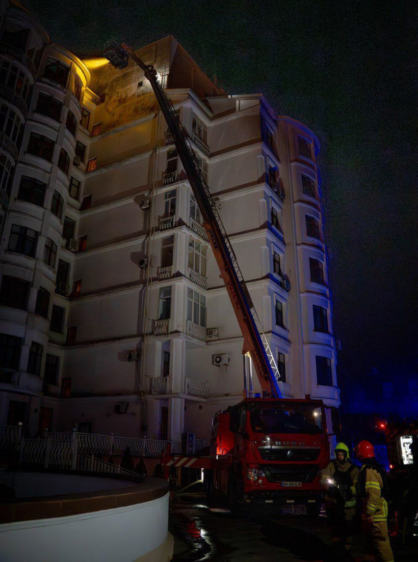 Rusya, Odessa'yı vurdu: 2'si çocuk 10 yaralı - Resim : 1