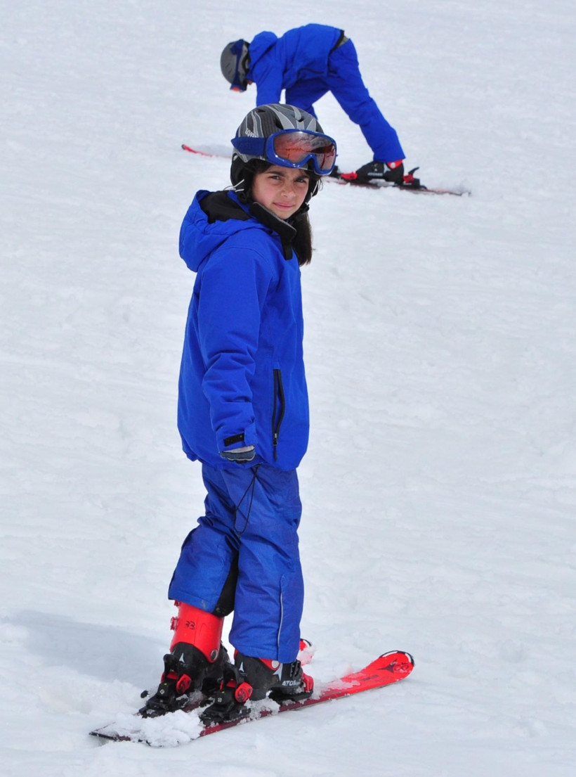 2 bin ilkokul öğrencisi kayakla tanıştı: Kars'ta "Karın Yıldızları Sarıkamış'ta Projesi" - Resim: 5