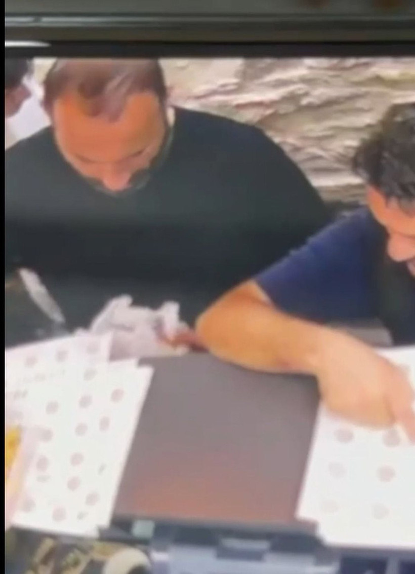 "Dubai’de ticaret" yalanına inandı, 2,5 kilo altınını kaptırdı - Resim : 1