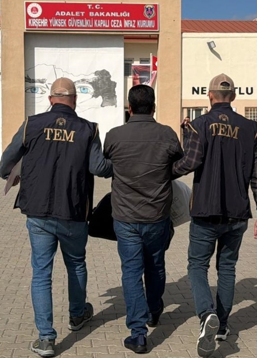 Firari FETÖ hükümlüsü Kırşehir'de yakalandı - Resim : 1
