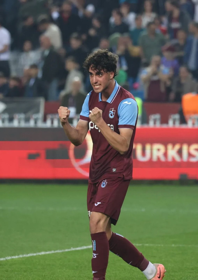 Fatih Tekke kapıyı göstermişti: Ezeli rakibe imzayı atıyor - Resim: 6