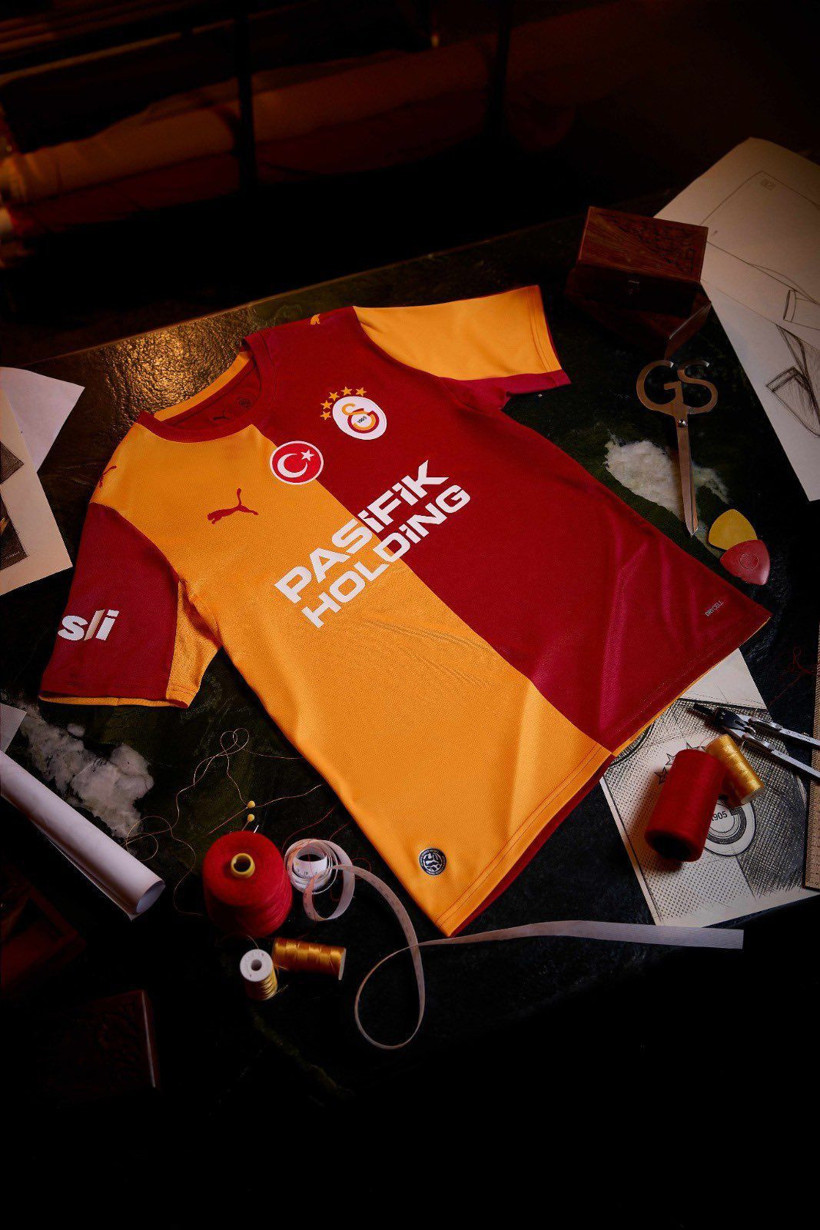 Galatasaray yeni sezon formalarını tanıttı: İşte dikkat çeken detaylar - Resim: 2