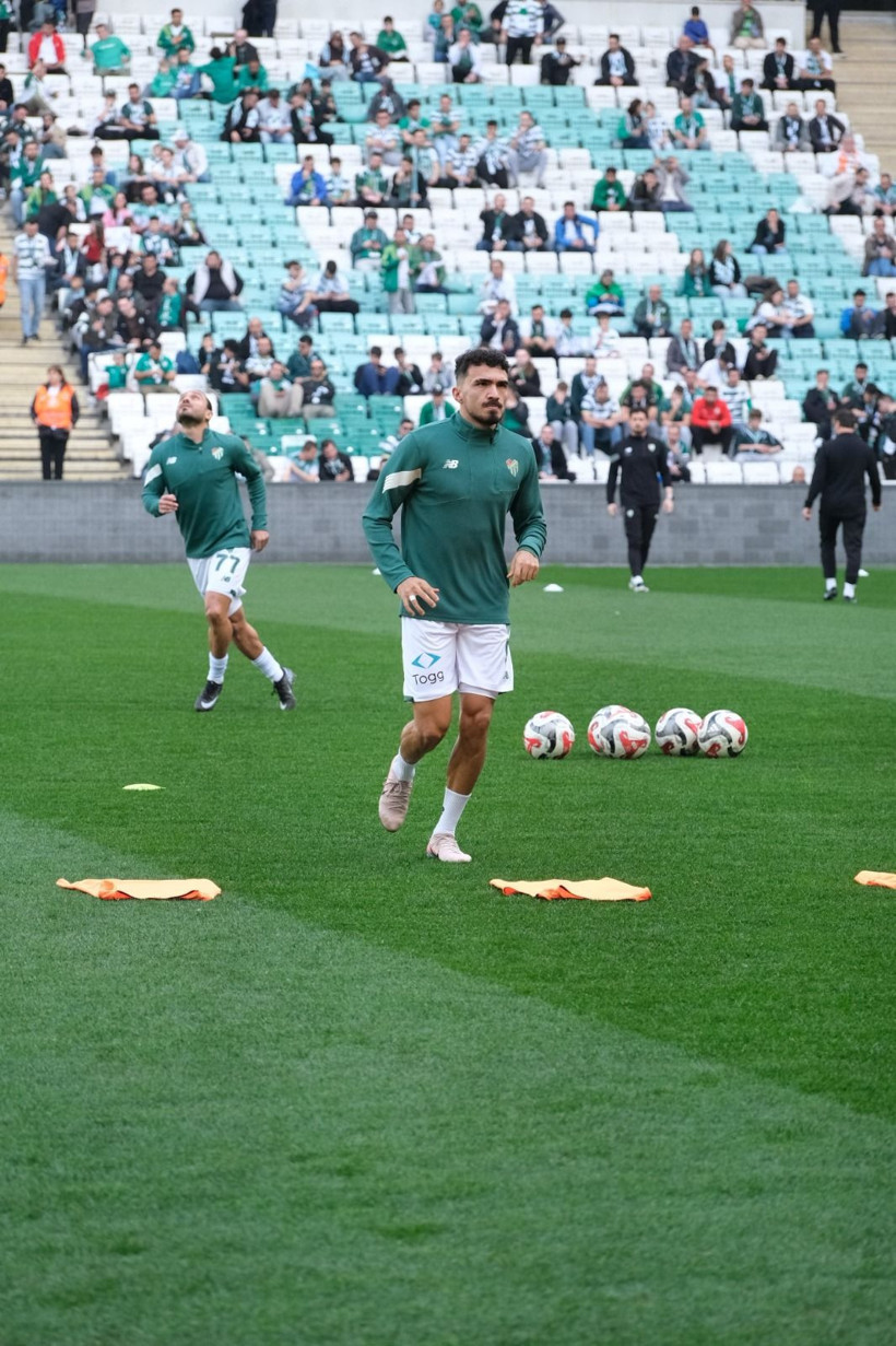 Ne yaptın sen Salih Kavrazlı? Bursaspor'dan Kırklarelispor'a fark - Resim: 5