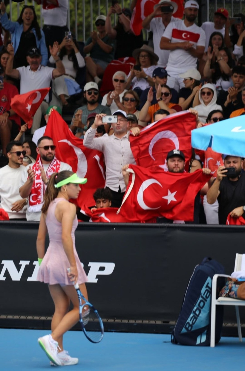 Zeynep Sönmez Avustralya Açık’ta tarih yazdı: 3. tura kaldı - Resim : 4