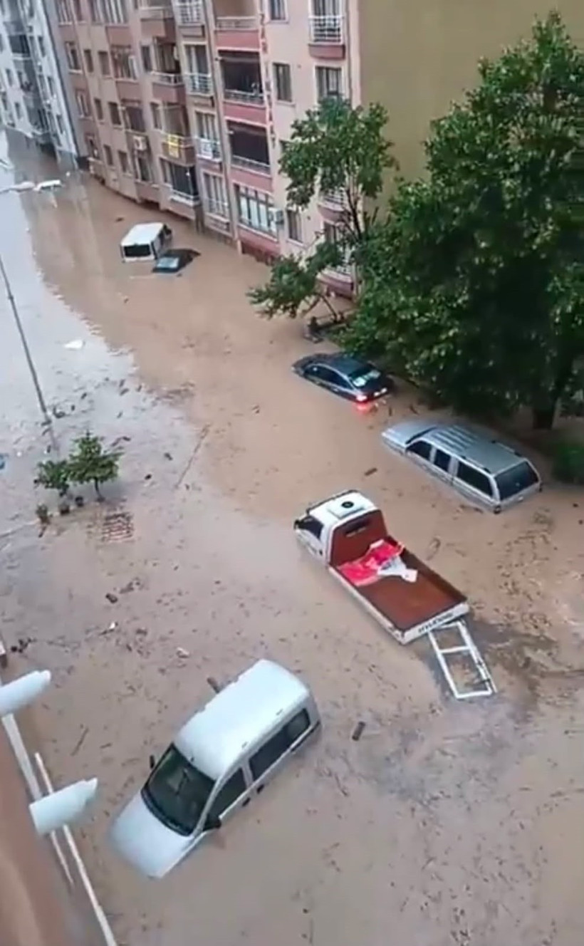 Kastamonu Cide sular altında kaldı - Resim : 1