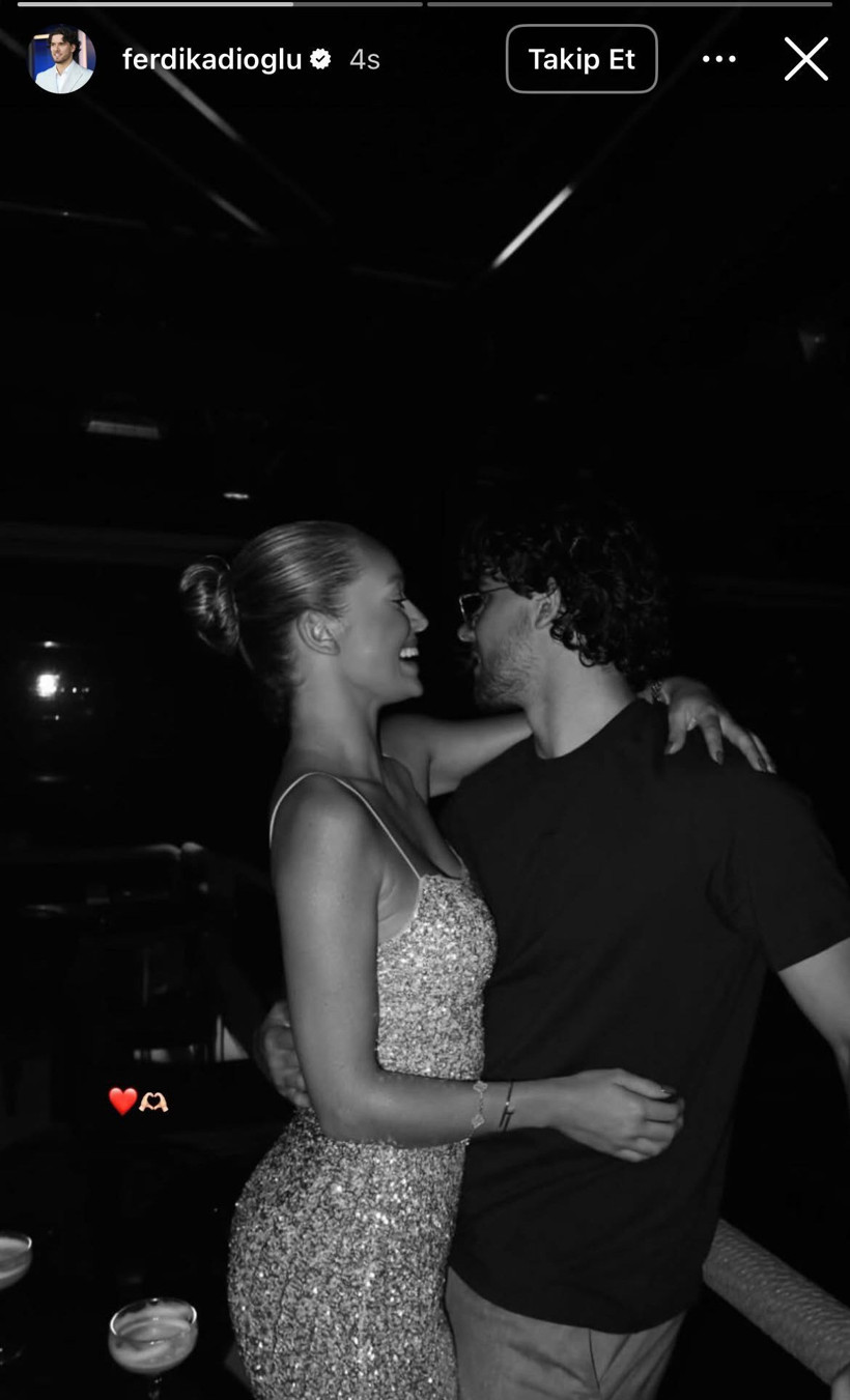 Futbolcuların Sevgililer Günü paylaşımları... - Resim: 1