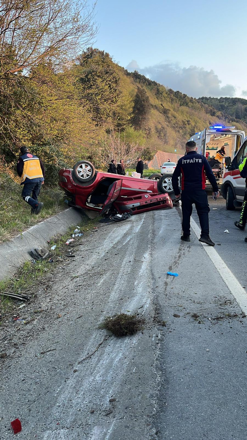 Orman personelini taşıyan araç takla attı: 3 yaralı - Resim : 1