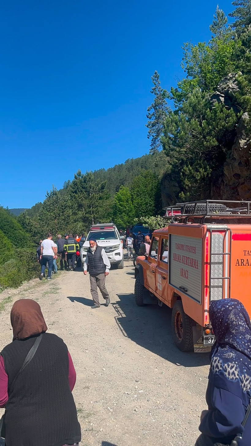 Kastamonu’da düğün dönüşü facia: Davulcu ve köçek hayatını kaybetti - Resim : 3
