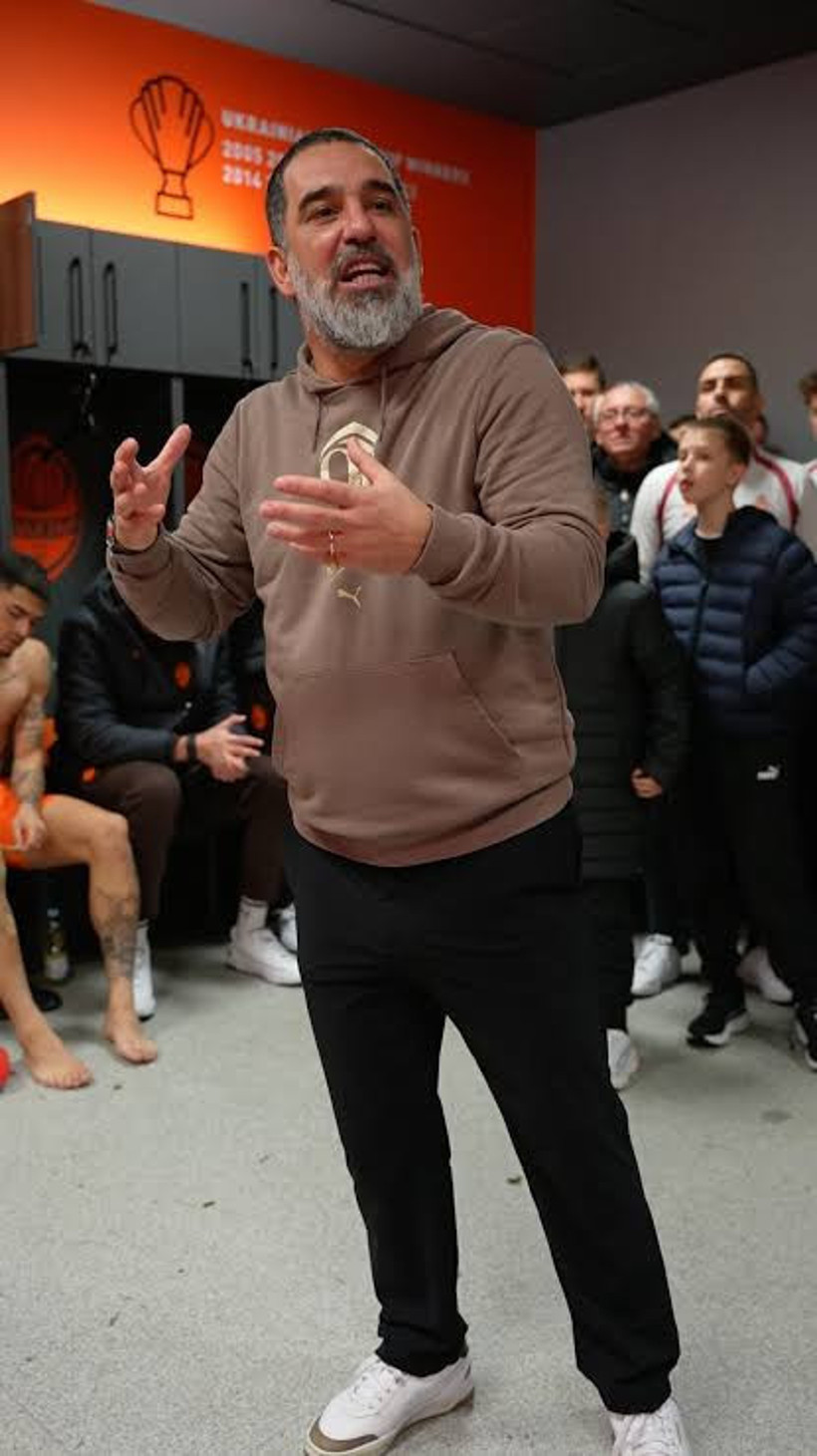 Arda Turan'dan soyunma odasında 'Dikkatli olun' uyarısı: Saygı çok önemli - Resim : 3