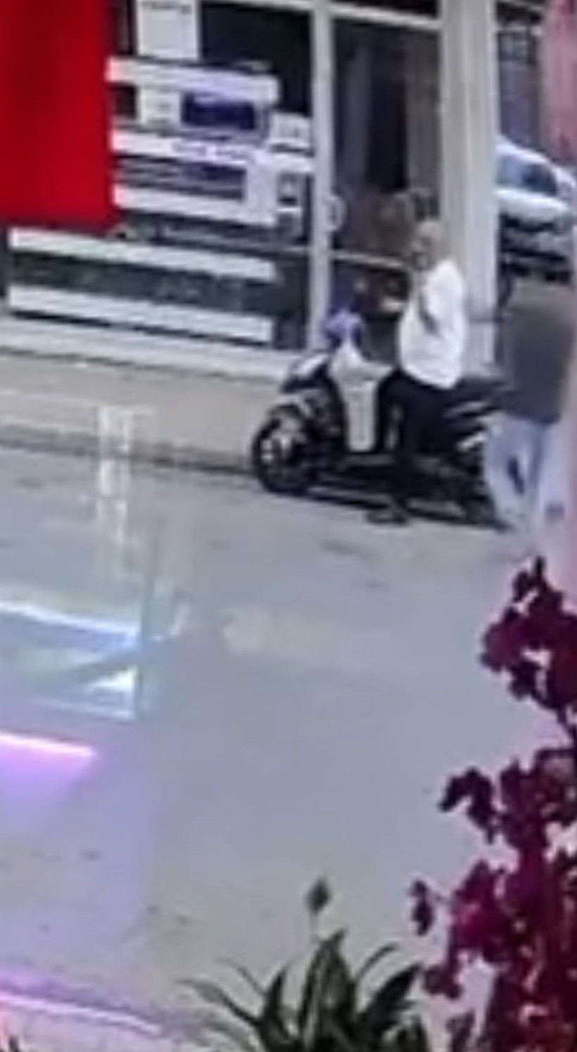 Bıçaklayıp 'Oyun bitti' diyerek teslim oldu: “Sen üçüncü kişisin” dedi - Resim: 4