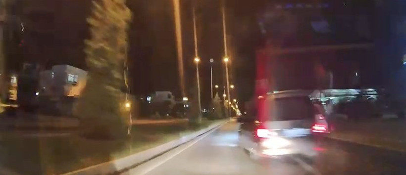 Elazığ'da trafik magandası dehşet saçtı - Resim : 1