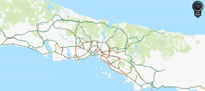 İstanbul'da köprü güzergahı ve E-5'te trafik kilit - Resim: 1