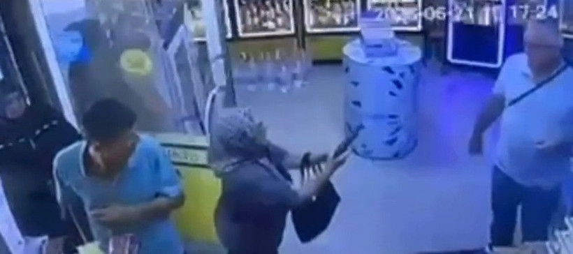 Boşanma aşamasındaki eşini vurmak istedi, silah tutukluk yapınca faciadan dönüldü - Resim : 1