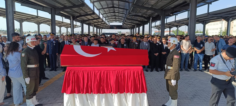 Acı haber eğitim kampından gelmişti: Şehit Harbiyeli son yolculuğuna uğurlandı - Resim : 1