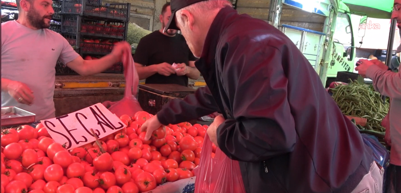 Pazarcı da vatandaş da aynı dertten yakınıyor...Fiyatlar cep yakıyor - Resim : 1
