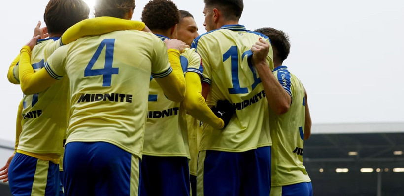 Eski Beşiktaşlıların düellosunda Larin, Redmond'ı üzdü: Premier Lig yolunda golünü atarak galibiyette pay sahibi oldu - Resim: 3