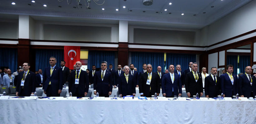 Fenerbahçe'nin toplam borcu açıklandı - Resim : 1