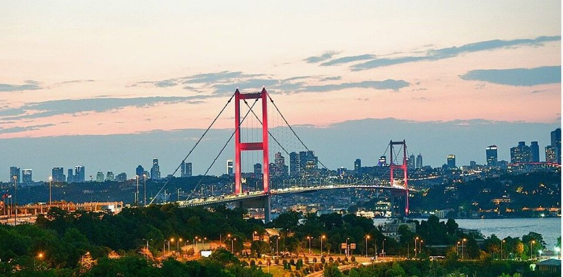 Boğazdaki binlerce yapı tek tek yıkılacak: Ünlülerin evleri de var - Resim: 7