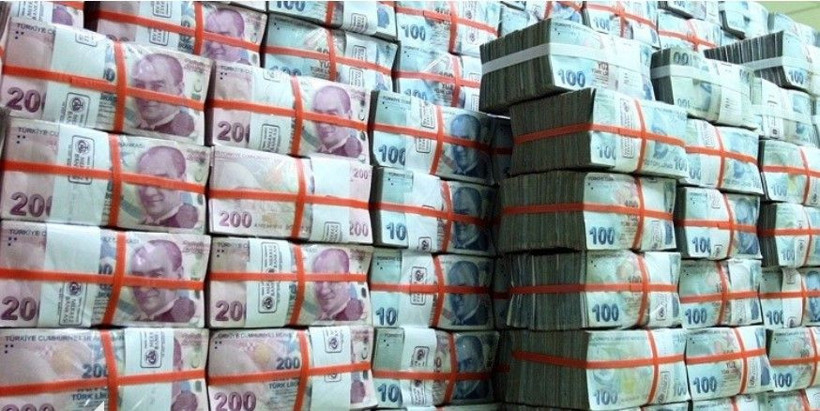 Kayyum yönetimindeki Esenyurt Belediyesi'nde şok: Başkan yardımcısının evinden servet çıktı - Resim: 15