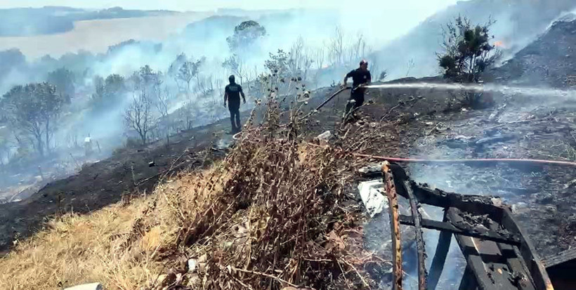 Tekirdağ’da yangın kabusu: 100 dekar alan küle döndü - Resim : 1